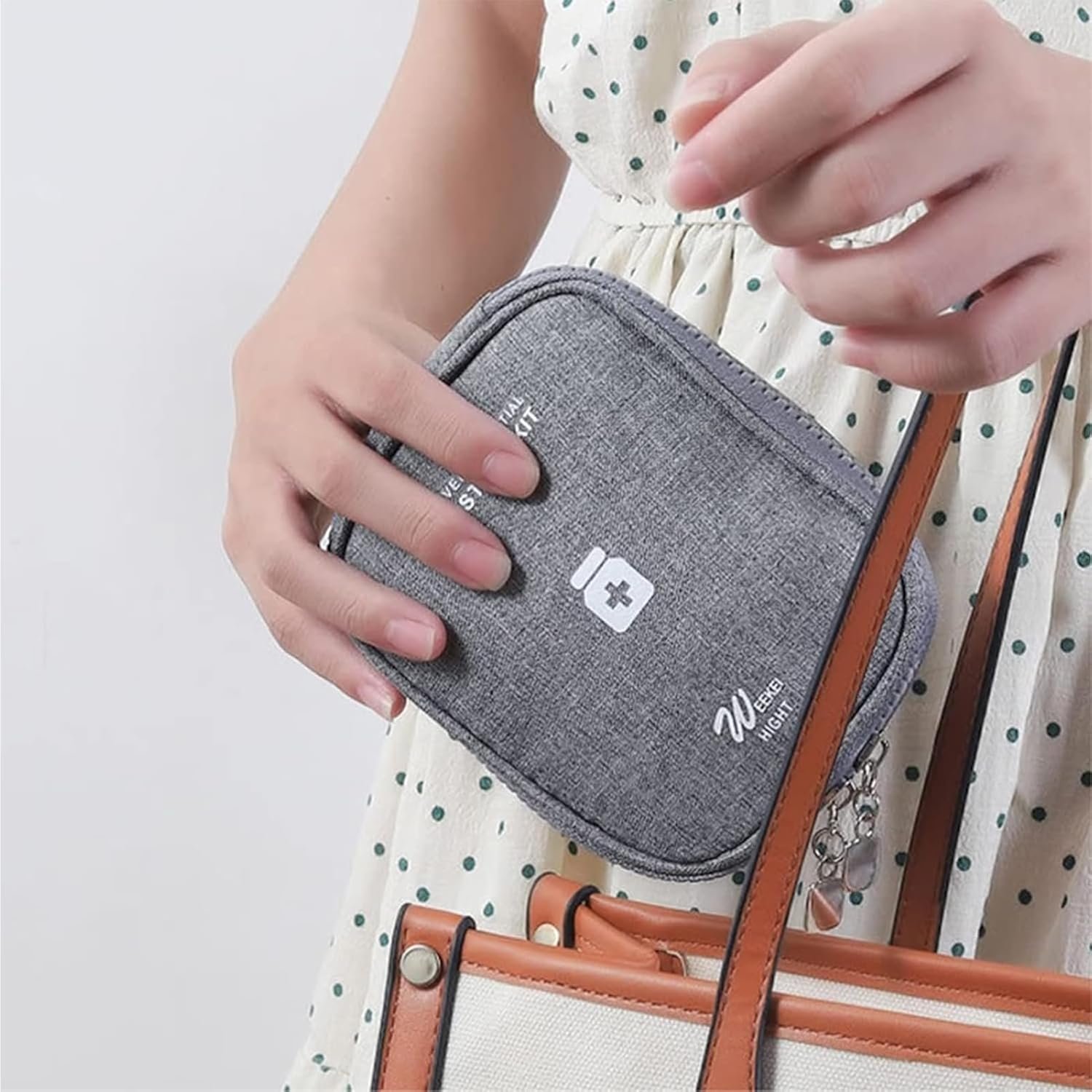 Compact Medical Emergency Survival Pack, Médecine d'urgence Home Pack Compact Medical Survival Pack, pour La Maison, Survie, Camping, Randonnée, Bureau, Voiture, Extérieur,Gris,S – Image 5